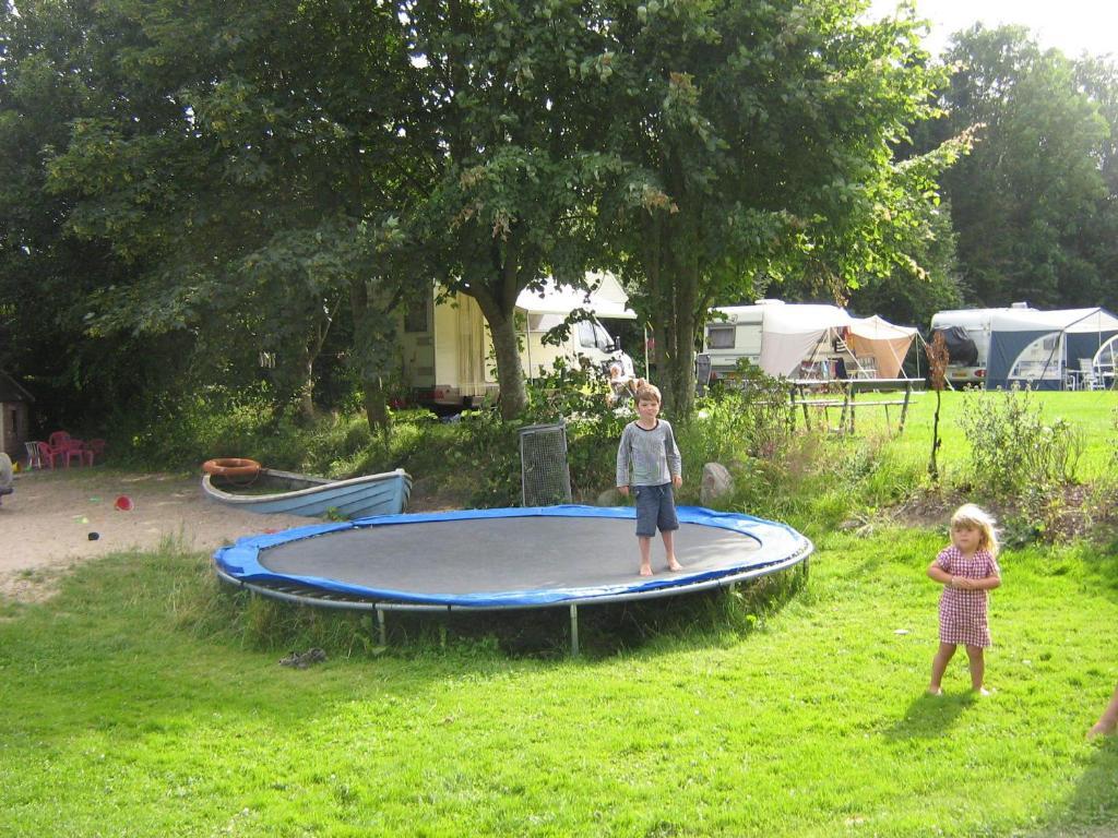 Hjemstavnsgardens Camping & Cottages Glamsbjerg Экстерьер фото