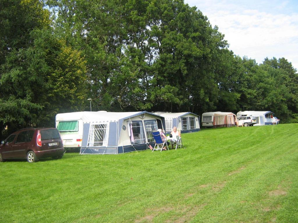 Hjemstavnsgardens Camping & Cottages Glamsbjerg Экстерьер фото